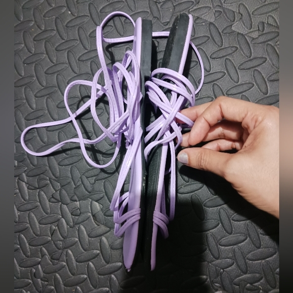 Women Lila purple lace up flat sandals - Picture 6 of 12